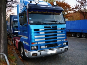 Scania 113 380 6x2 - Camion en Paraguay