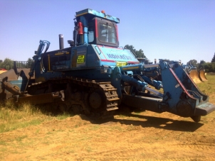11 x Komatsu D375 Bulldozer 2008/2007/2005 (111)